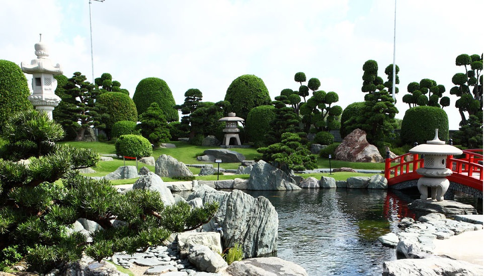 công viên hồ cá koi rin rin park